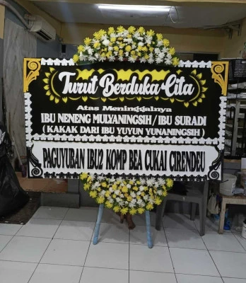 Papan Bunga di Karah Jambangan